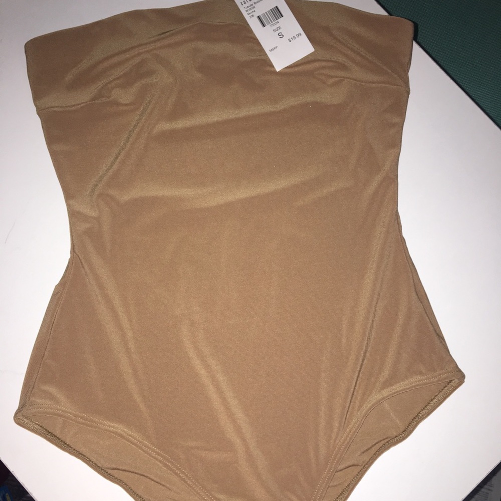 Fashion Nova nude tube top body suit.